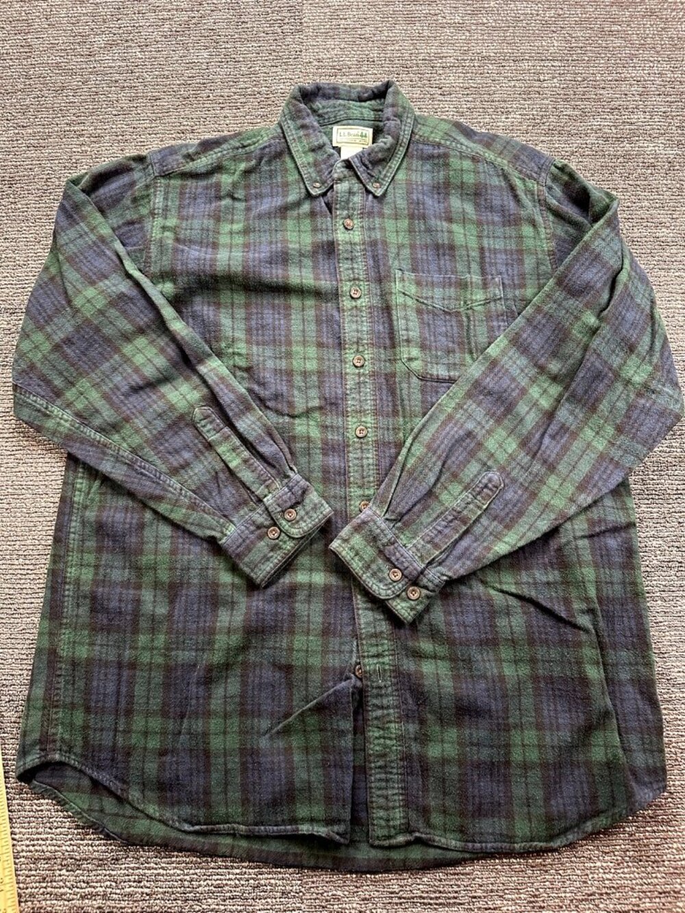 LL Bean Mens L Tall Flannel Shirt Green Navy Plaid 100% Cotton Button Down
